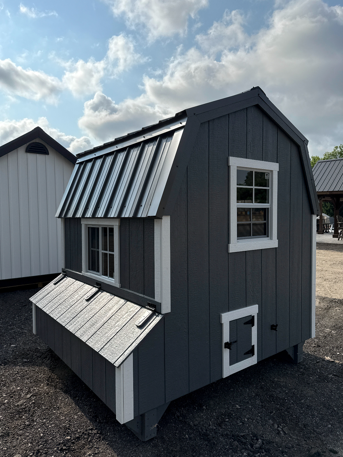 6' x 6' Dutch Style Gambrel Chicken Coop 6x6 for Backyard Poultry in DeWitt, MI for sale in DeWitt, MI